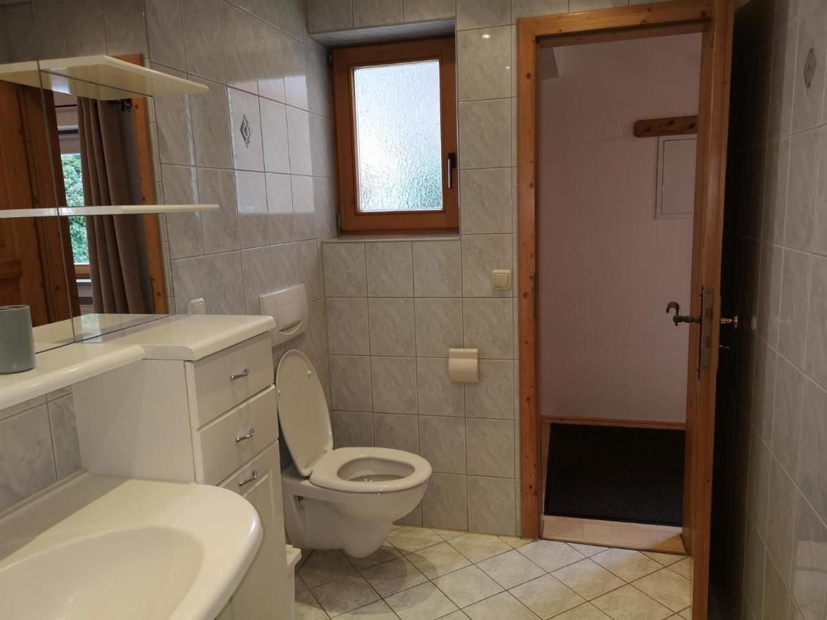 Ferienwohnung Hofheinz Гармиш-Партенкирхен Екстериор снимка
