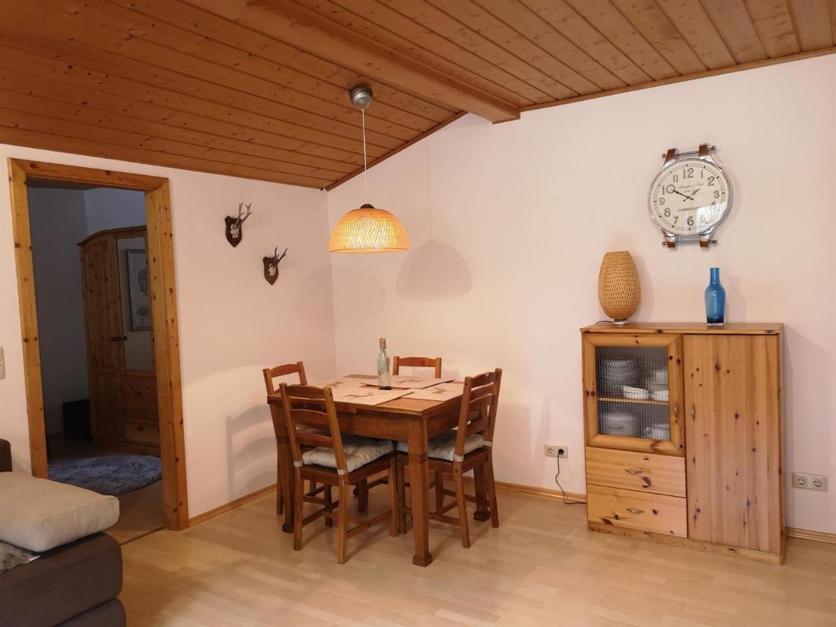 Ferienwohnung Hofheinz Гармиш-Партенкирхен Екстериор снимка