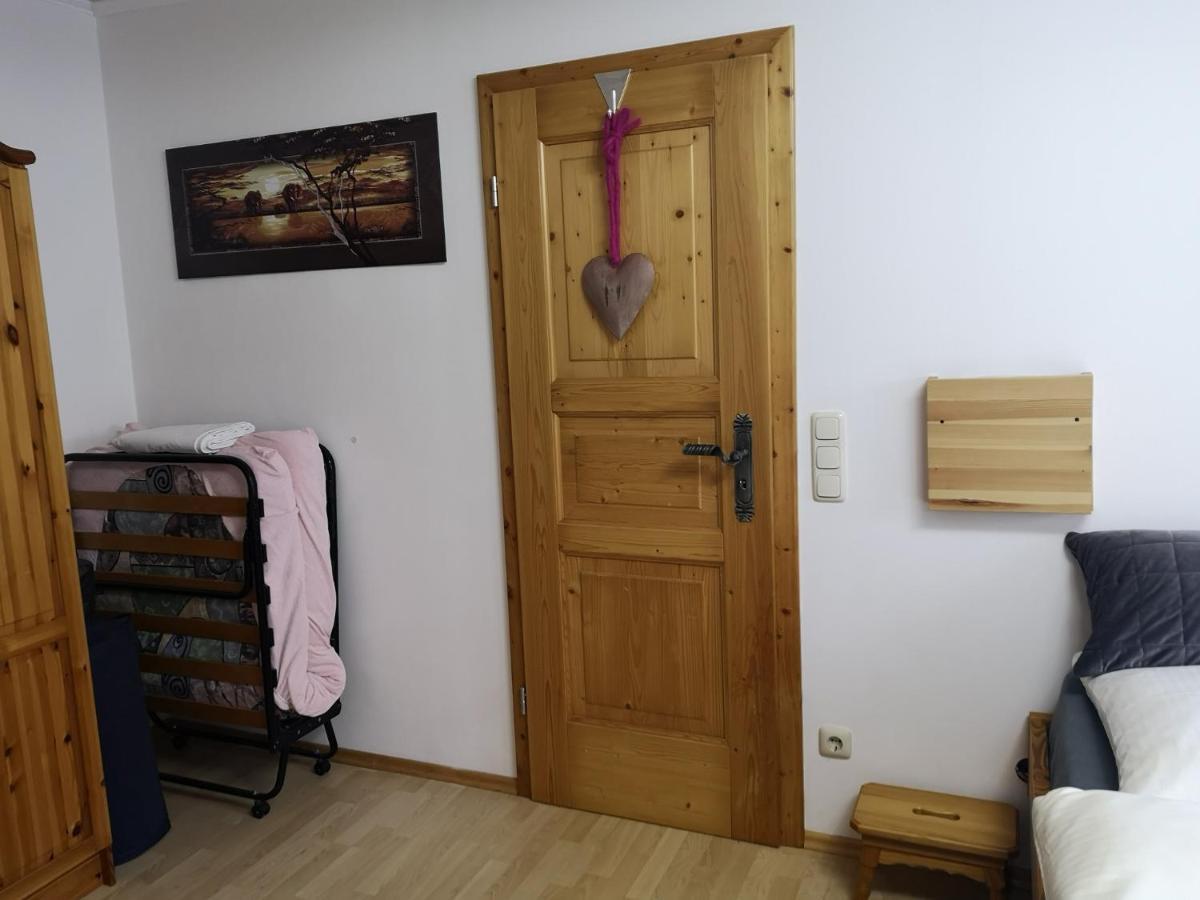 Ferienwohnung Hofheinz Гармиш-Партенкирхен Екстериор снимка