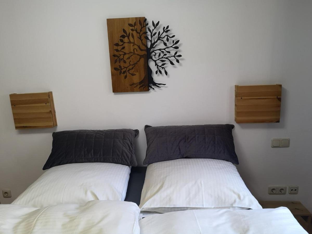 Ferienwohnung Hofheinz Гармиш-Партенкирхен Екстериор снимка